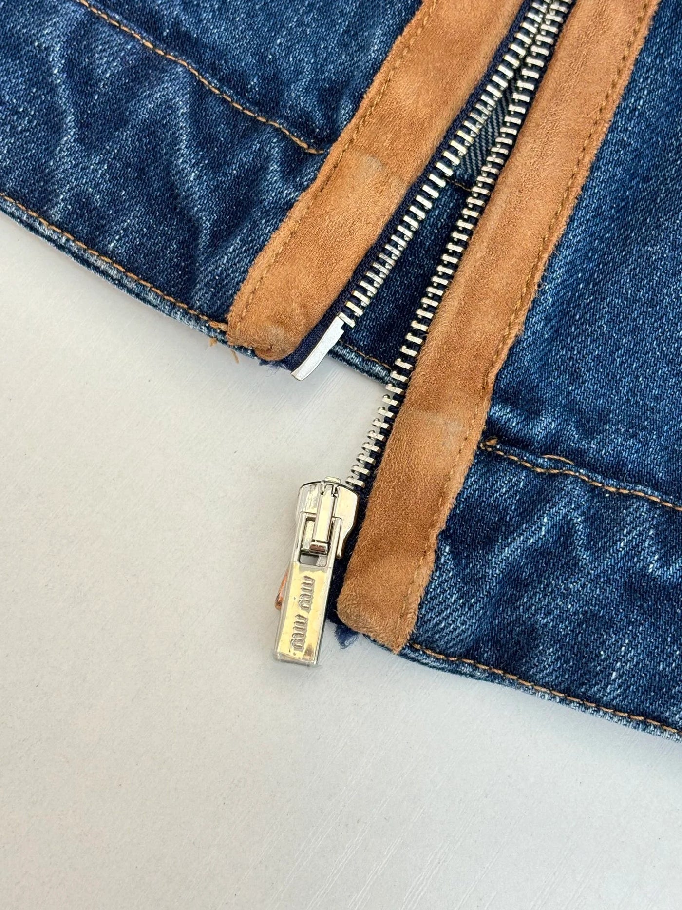 250917 A new high-quality distressed washed leather zipper jacket