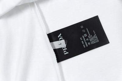 250408 New high-quality metal triangular label casual T-shirt