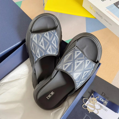 250415 New top-quality thick-soled slippers and sandals