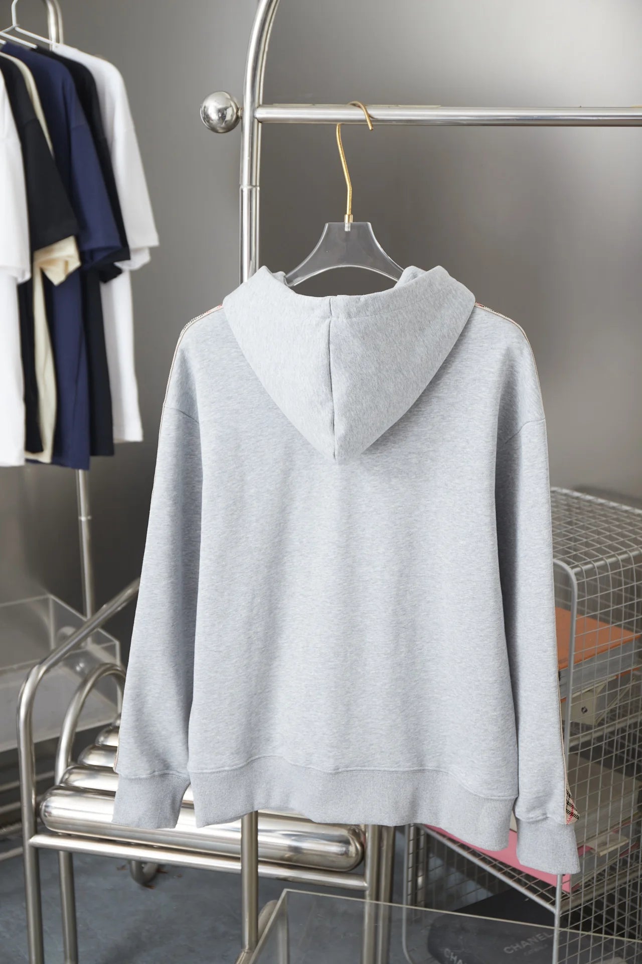 250923 New high-quality checkered ribbon embroidered hooded sweatshirt