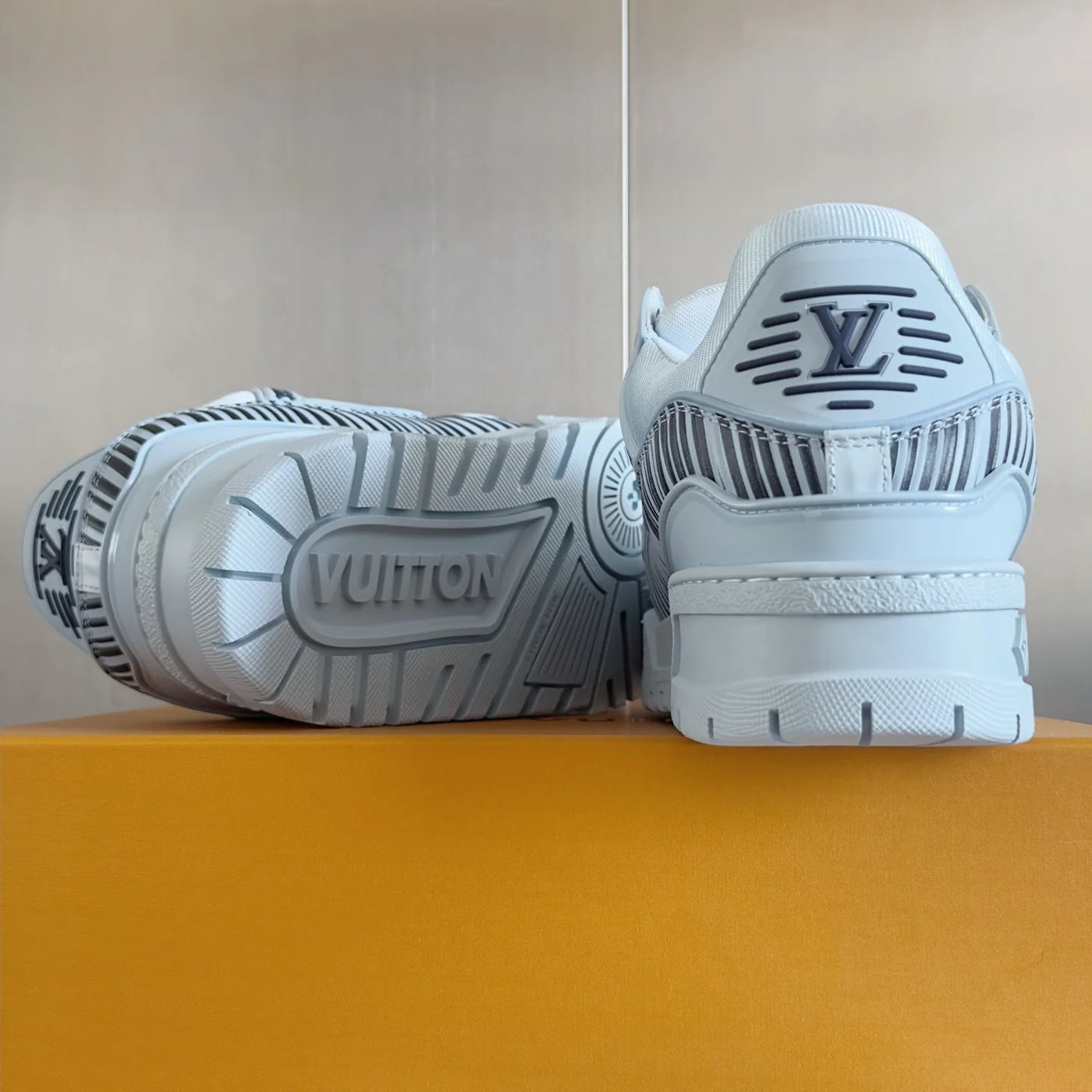 250415 New top-quality heavy height-increasing casual sneakers