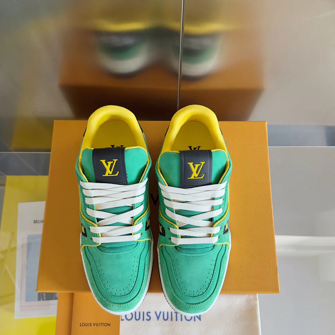 250318 New high quality new color board shoes