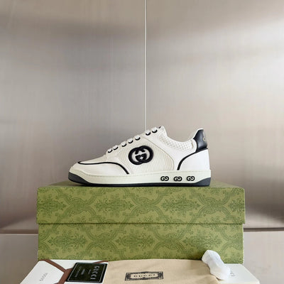 250422 New high-end and comfortable basic sports shoes