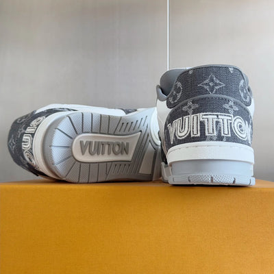 250318 New high quality new color board shoes