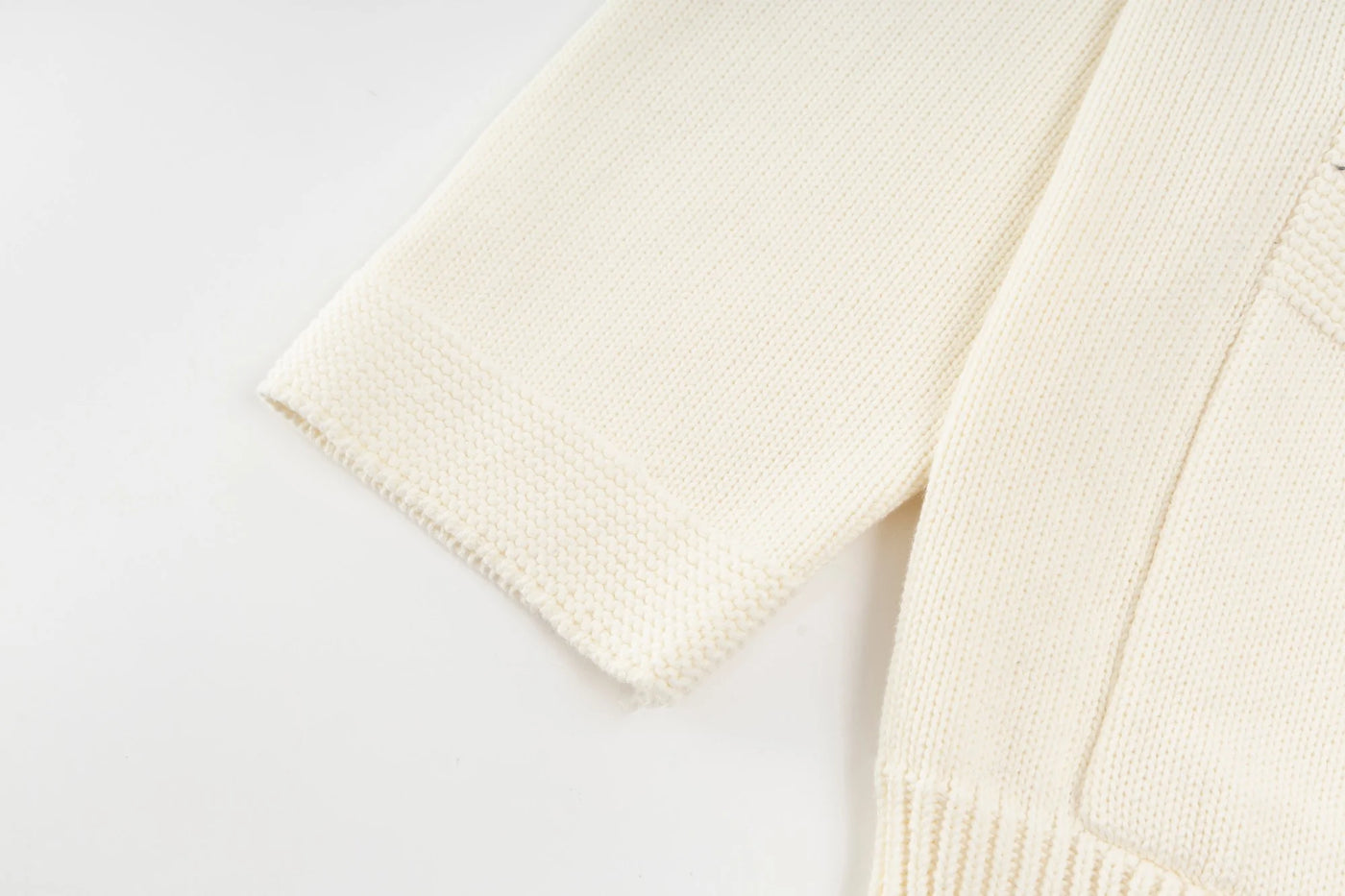 250908 New high-quality and simple wool knitted cardigan sweater