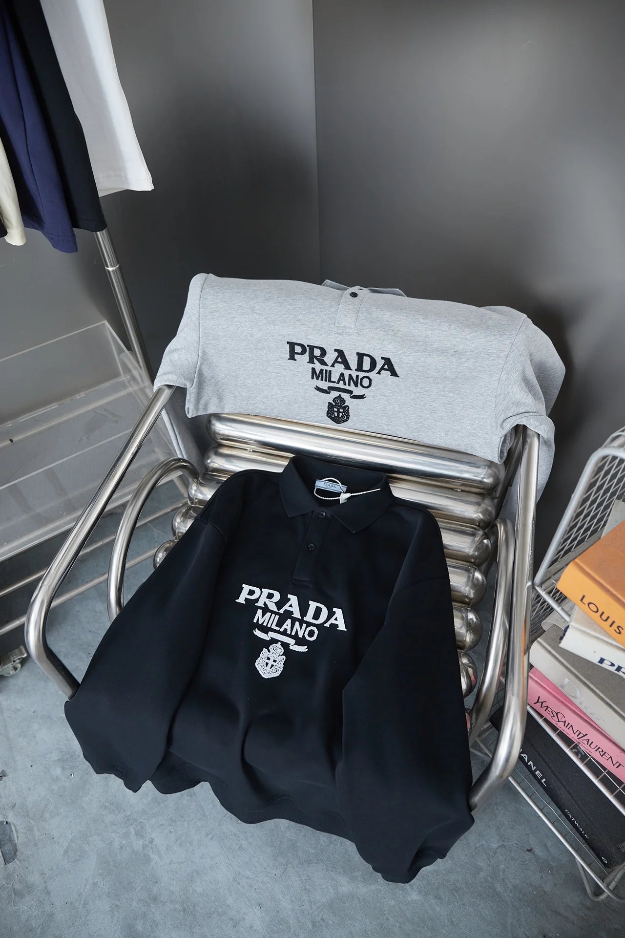 250902 New high-quality, simple embroidered lapel sweatshirt