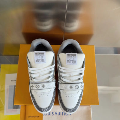 250318 New high quality new color board shoes