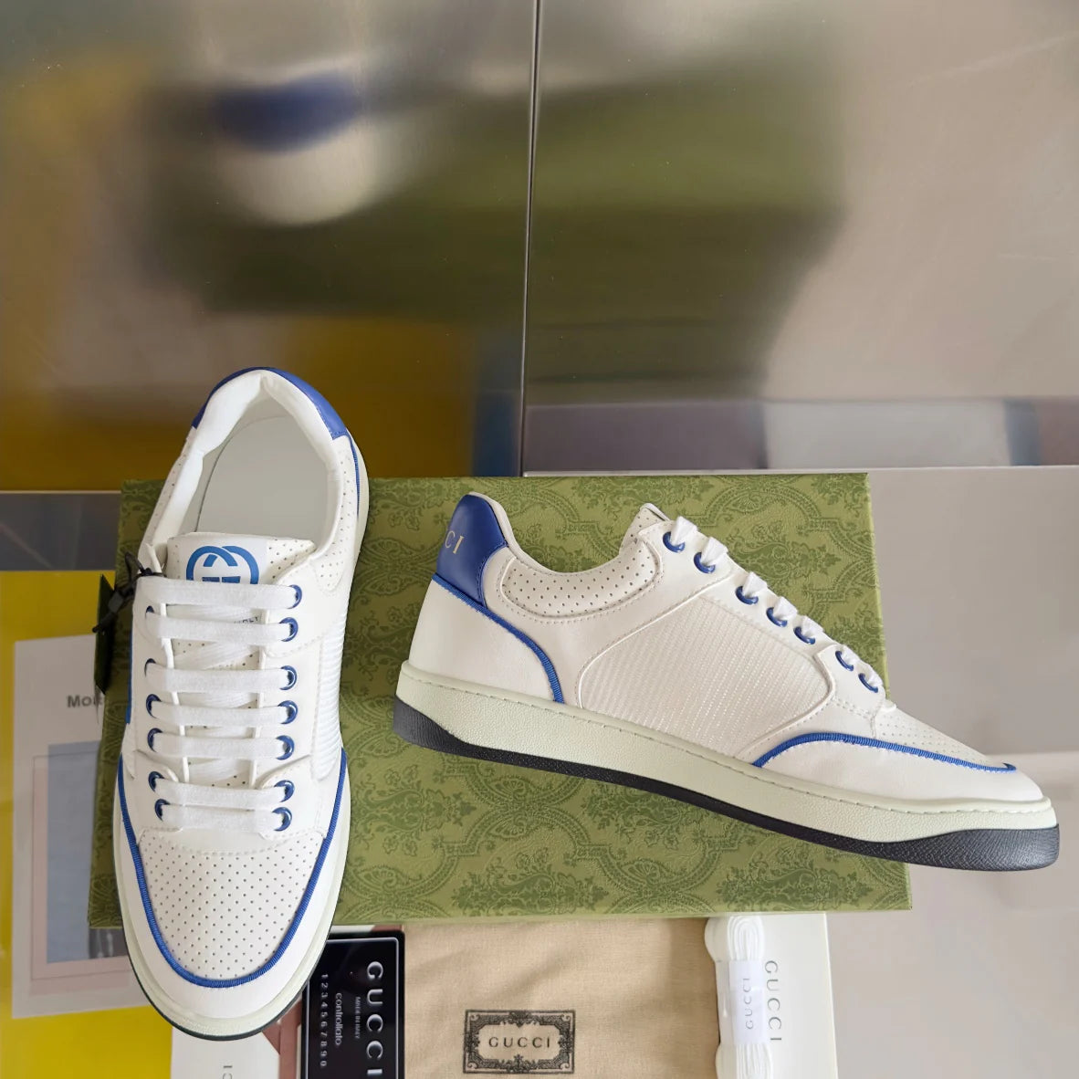 250422 New high-end and comfortable basic sports shoes