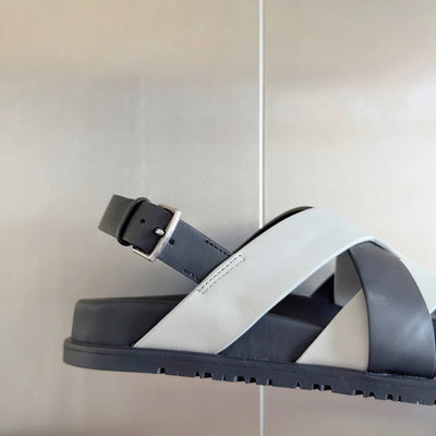 250501 New top-of-the-line simple cross-woven strap slippers