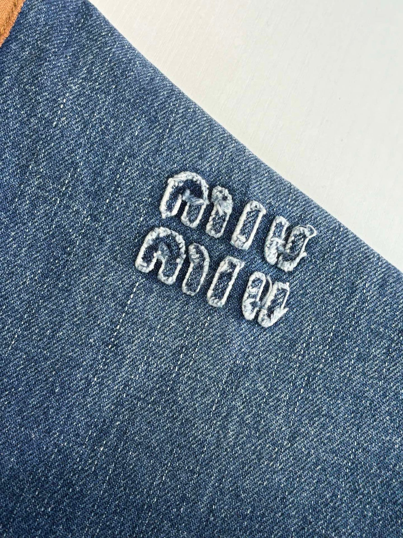 250917 A new high-quality distressed washed leather zipper jacket