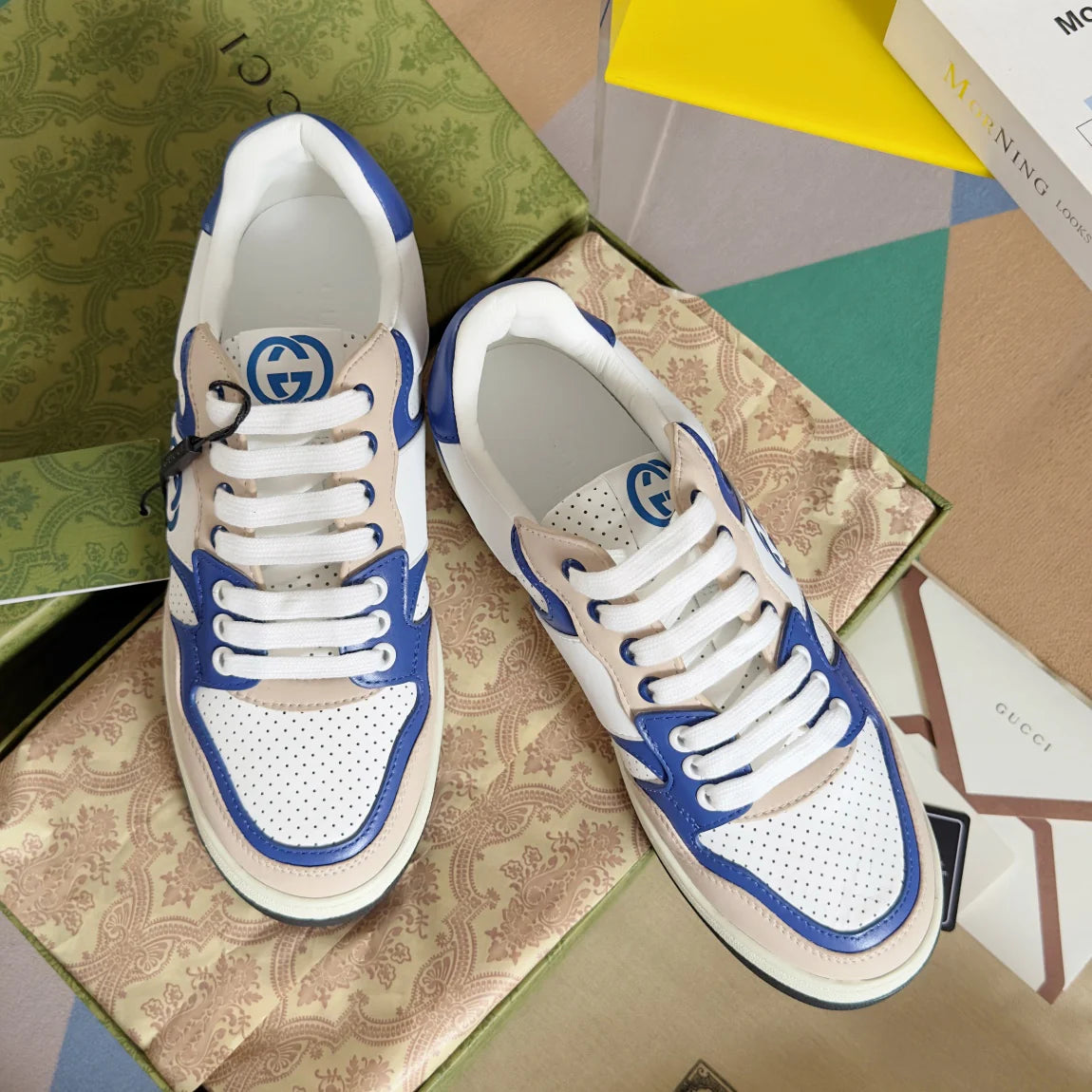 250422 New high-end and comfortable basic sports shoes