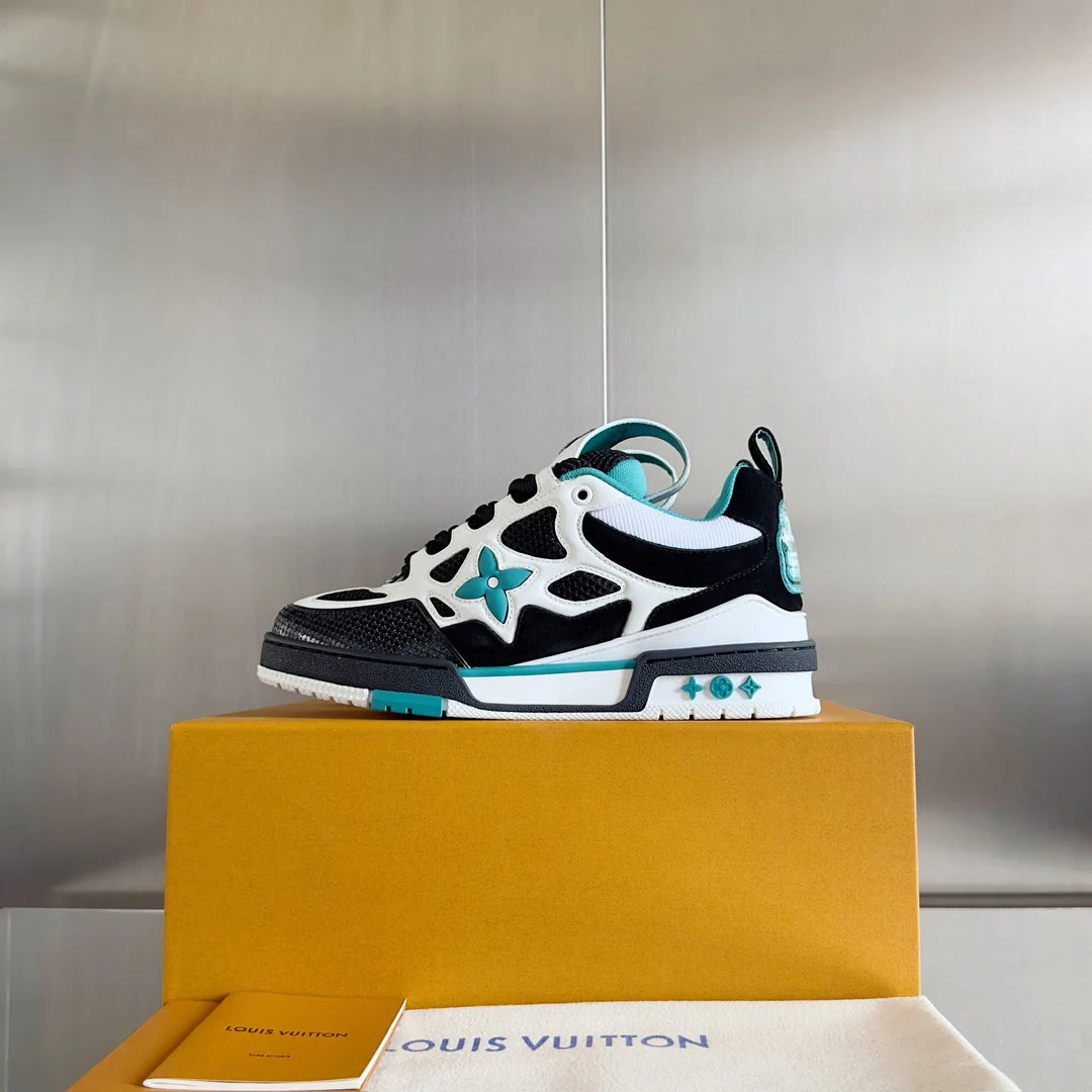 250415 New top-quality four-leaf clover casual sports shoes