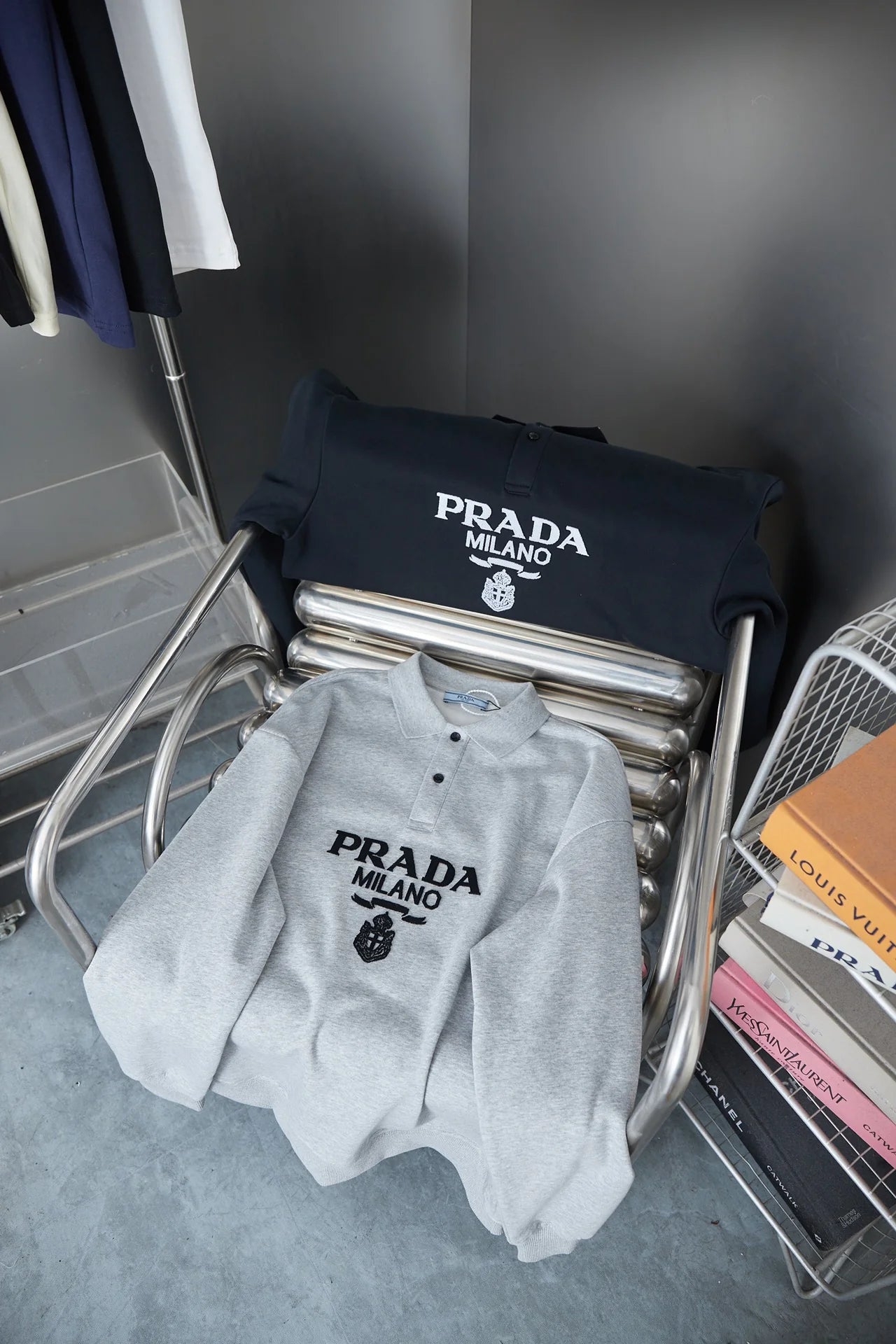 250902 New high-quality, simple embroidered lapel sweatshirt