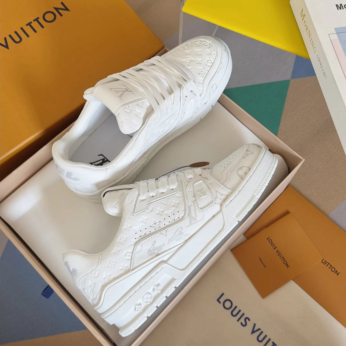 250318 New high quality new color board shoes