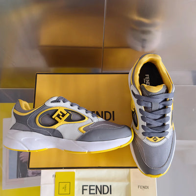 250501 New high-end simple casual sports shoes