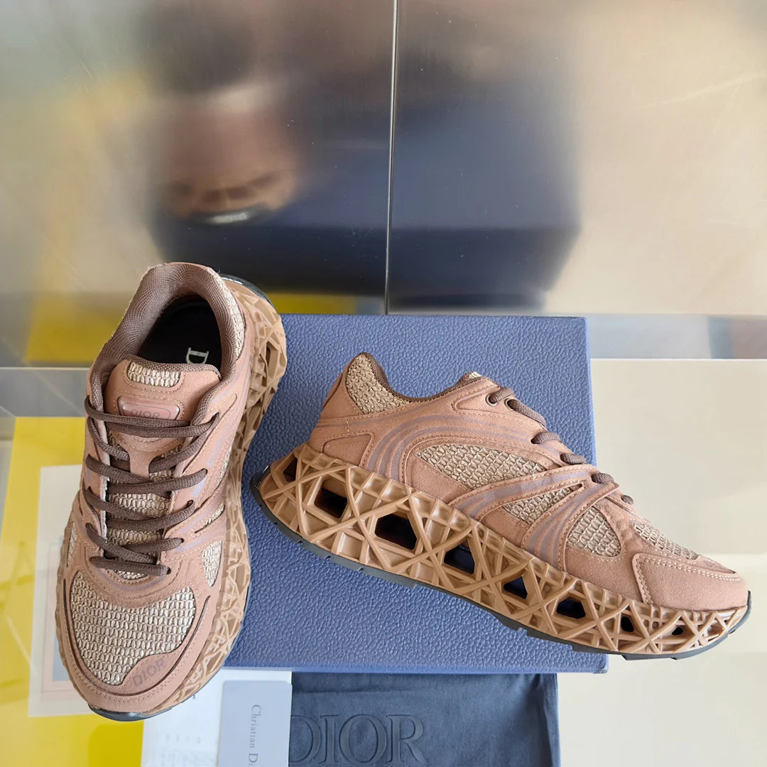 250415 New high-quality capsule series perforated sports shoes