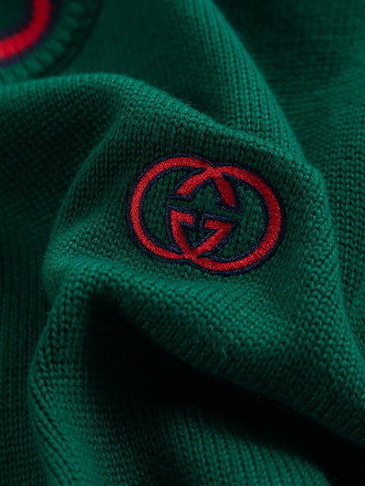 250908 A new high-quality, simple and distinctive sweater
