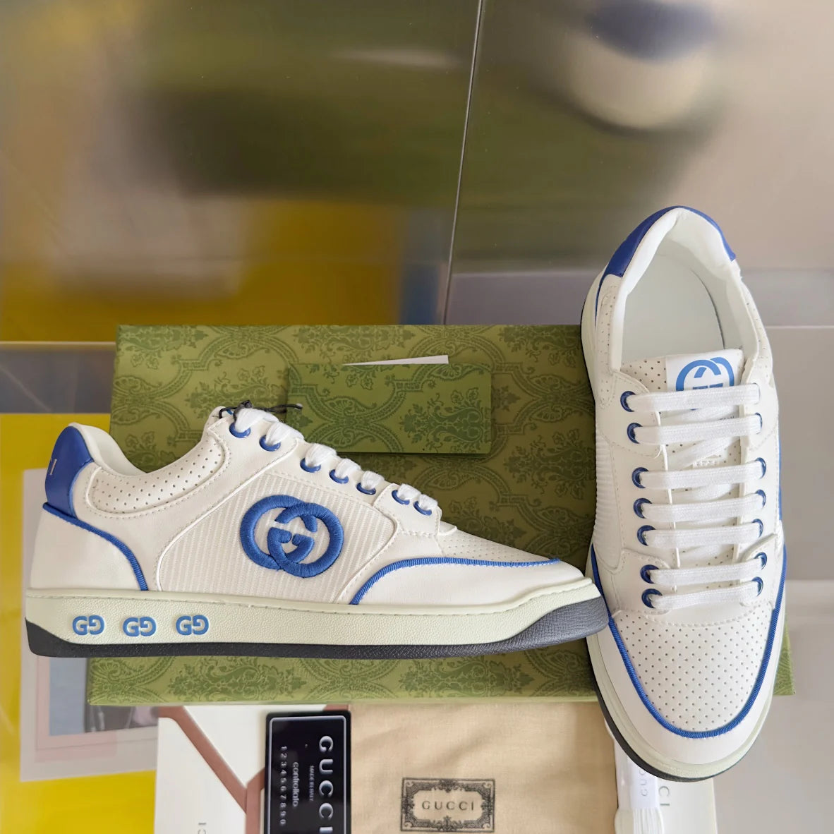 250422 New high-end and comfortable basic sports shoes