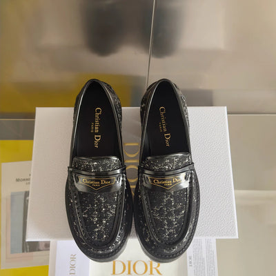 250501 New high-end, simple and fashionable loafers for girls