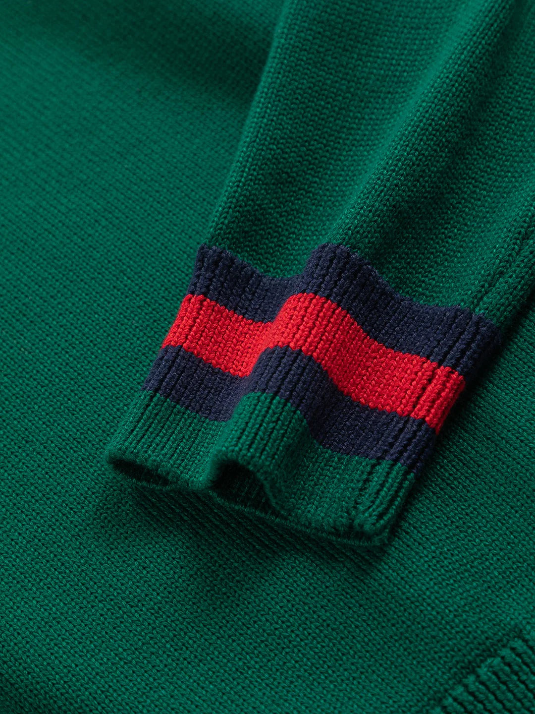 250908 A new high-quality, simple and distinctive sweater
