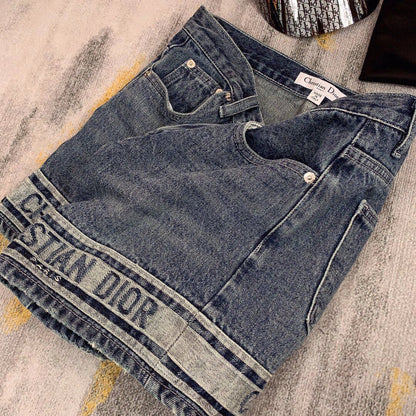 0528 Retro distressed denim shorts