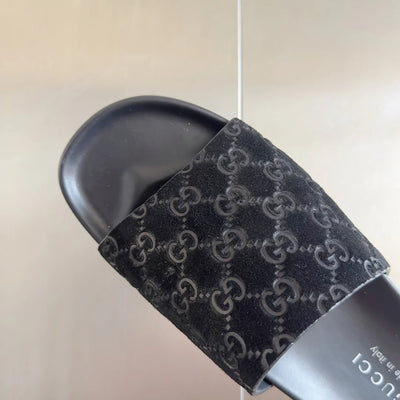 250507 New high-quality thick-soled embossed slippers