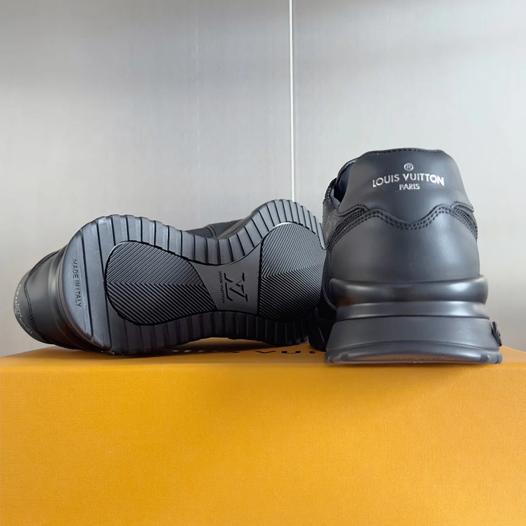 250318 New high quality new color board shoes