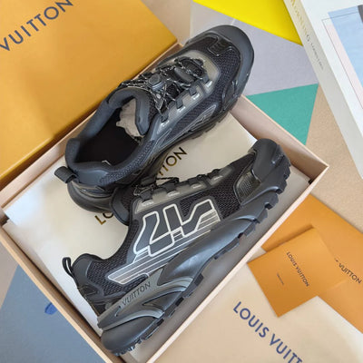 250318 New high quality new color board shoes