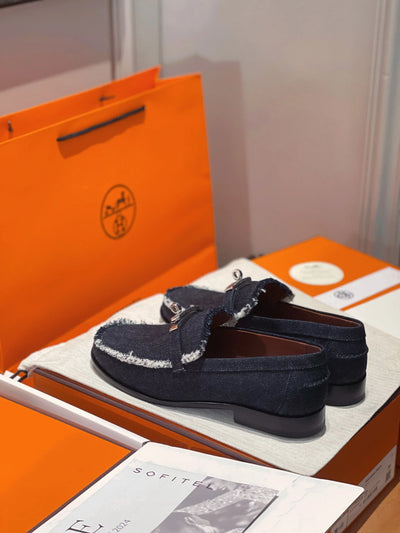 250527 New high-quality classic retro thick-soled loafers