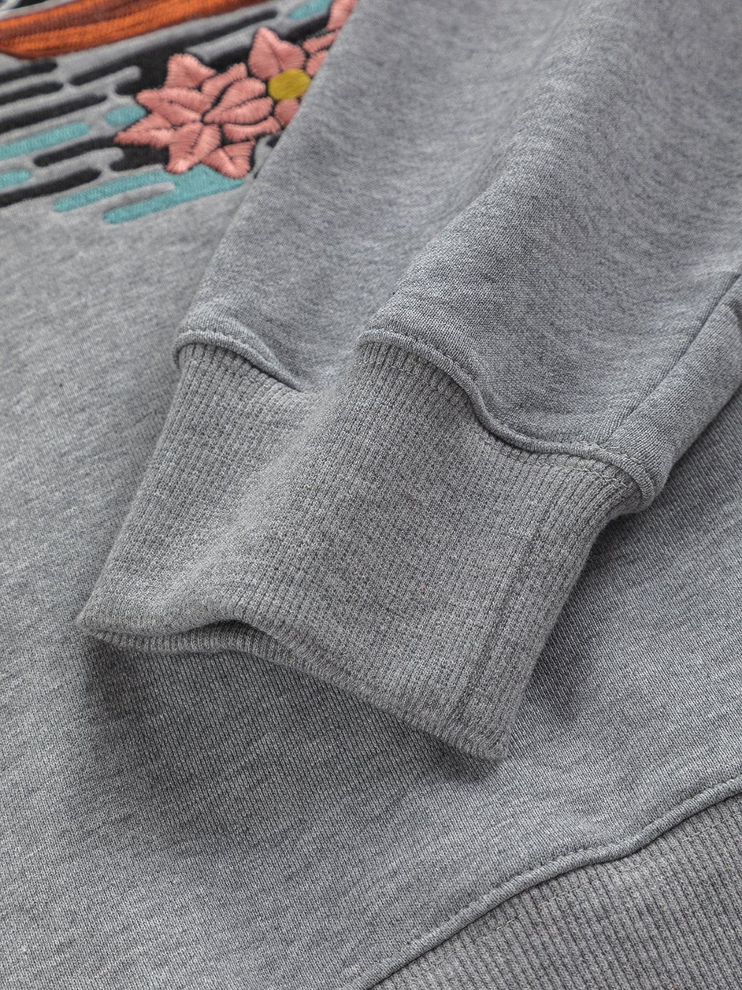 250908 New high-quality letter-embroidered patchwork small boat round-neck sweatshirt