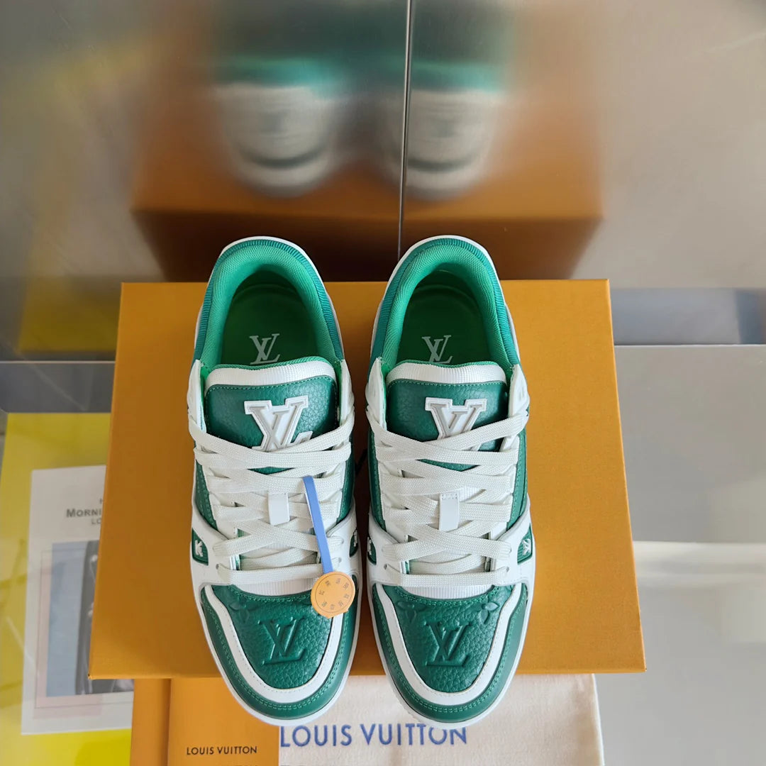 250318 New high quality new color board shoes