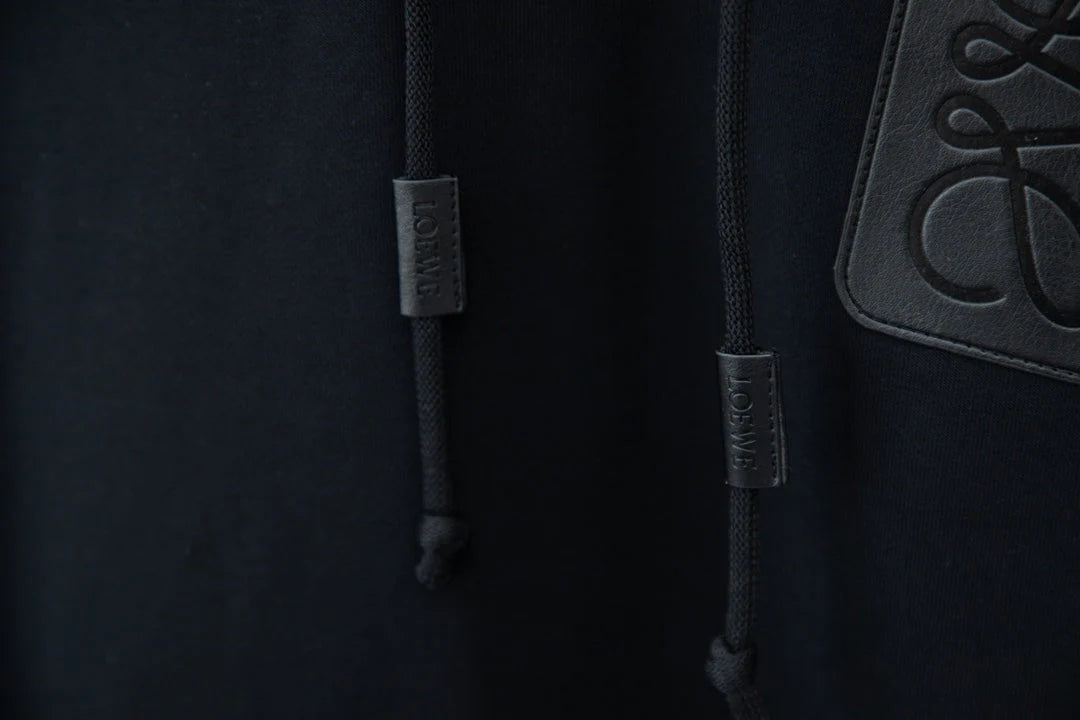 0818 Classic, durable hoodie