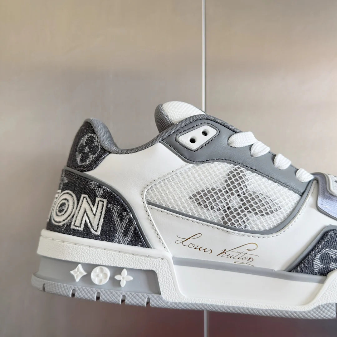 250318 New high quality new color board shoes