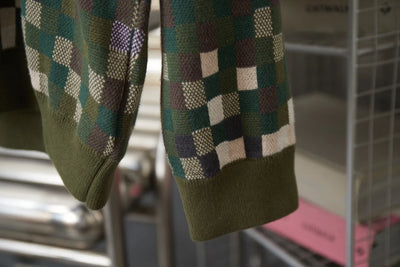 250923 New high-quality gradient Mosaic camouflage sweater