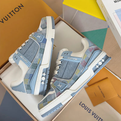 250318 New high quality new color board shoes