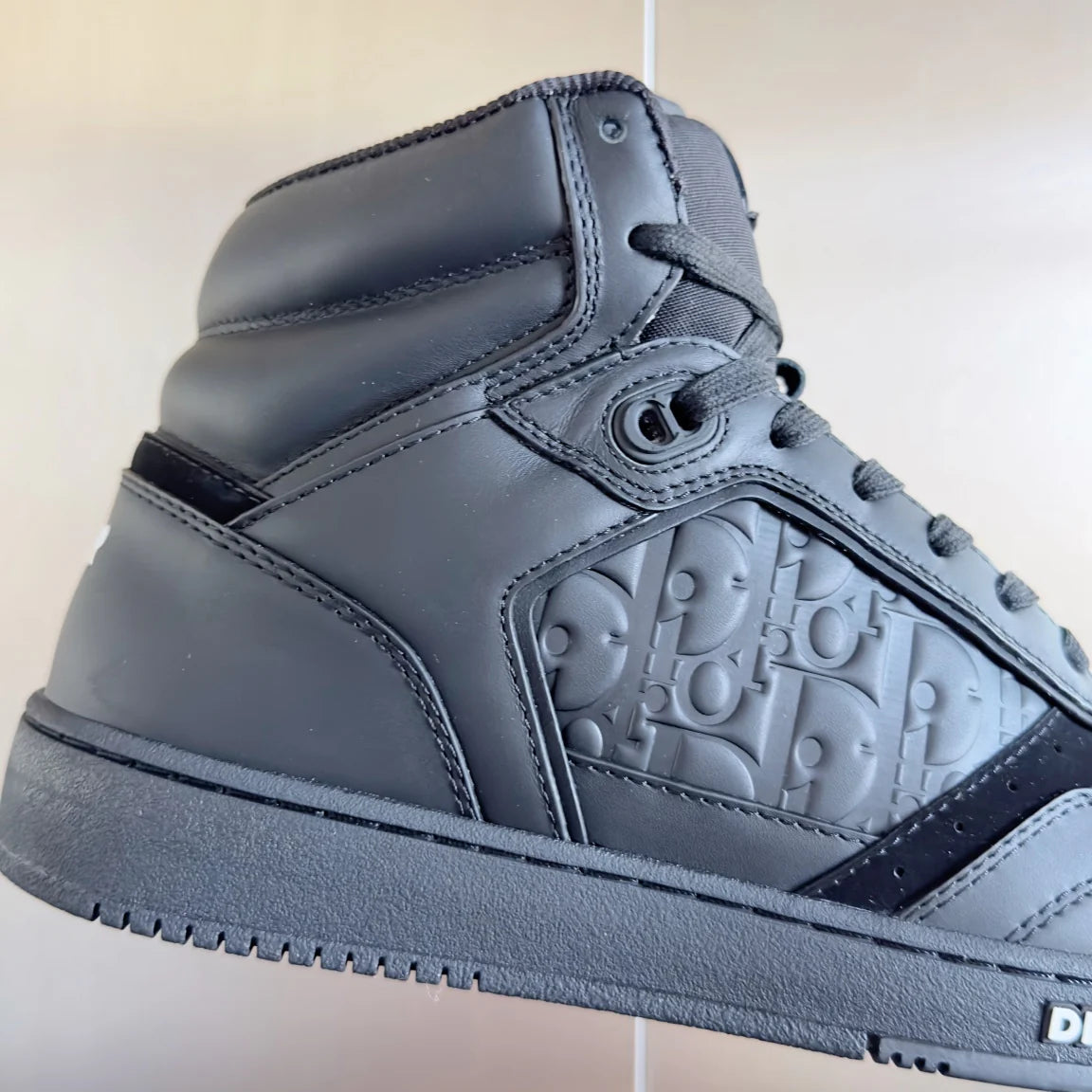 250415 New top-quality rest sports shoes and sneakers