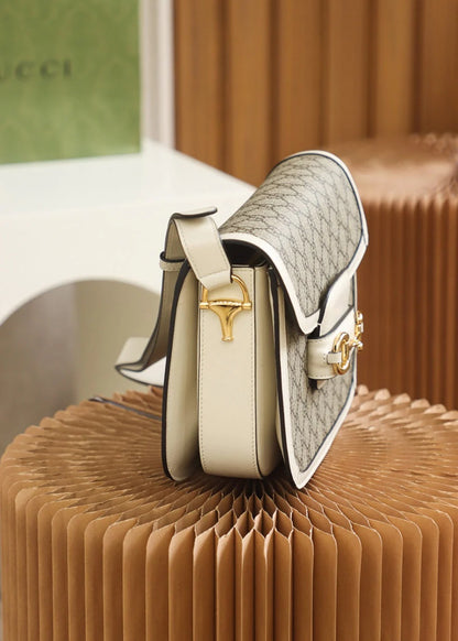 0528 Horsebit 1955 shoulder bag GG Supreme/White