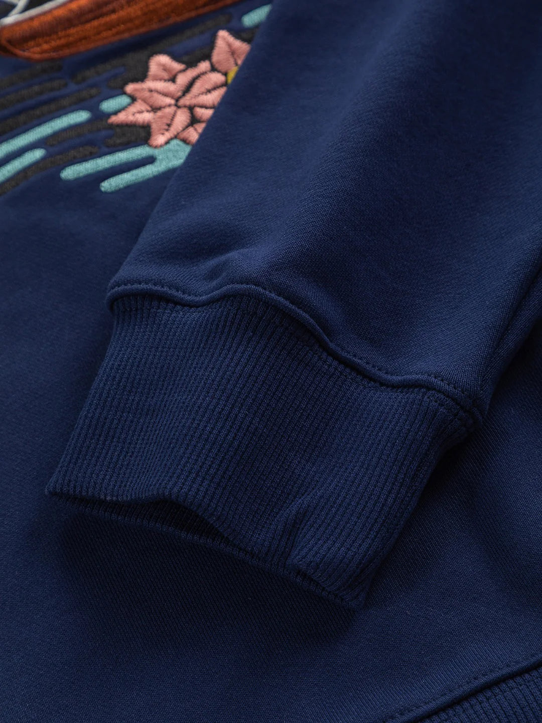 250908 New high-quality letter-embroidered patchwork small boat round-neck sweatshirt