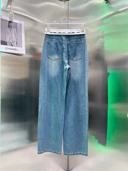 0528 Jeans with logo on waist