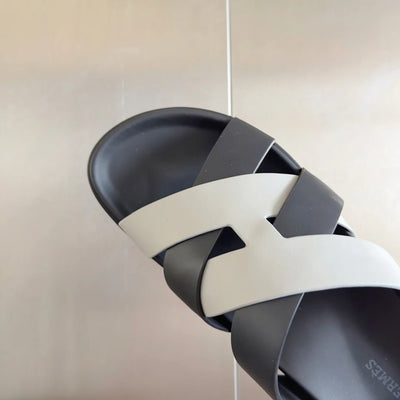 250501 New top-of-the-line simple cross-woven strap slippers