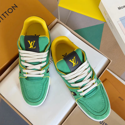 250318 New high quality new color board shoes