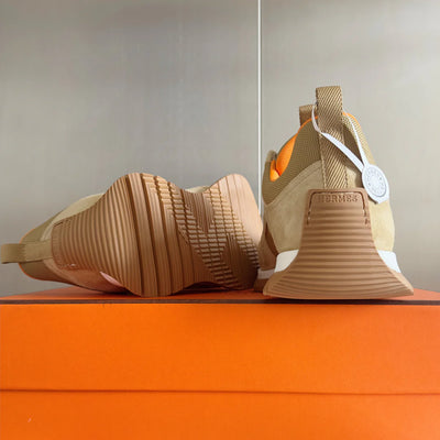 250422 New high-end and comfortable basic sports shoes