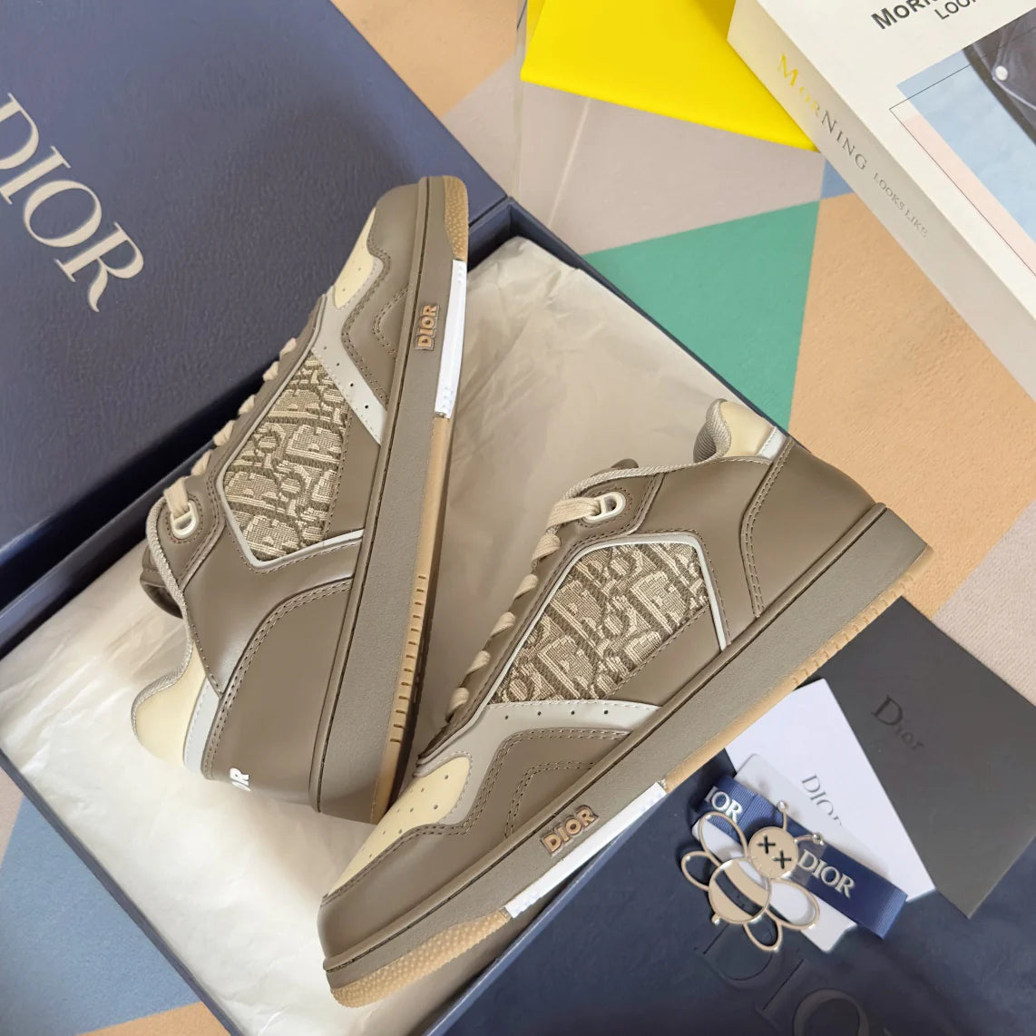 250415 New top-quality rest sports shoes and sneakers