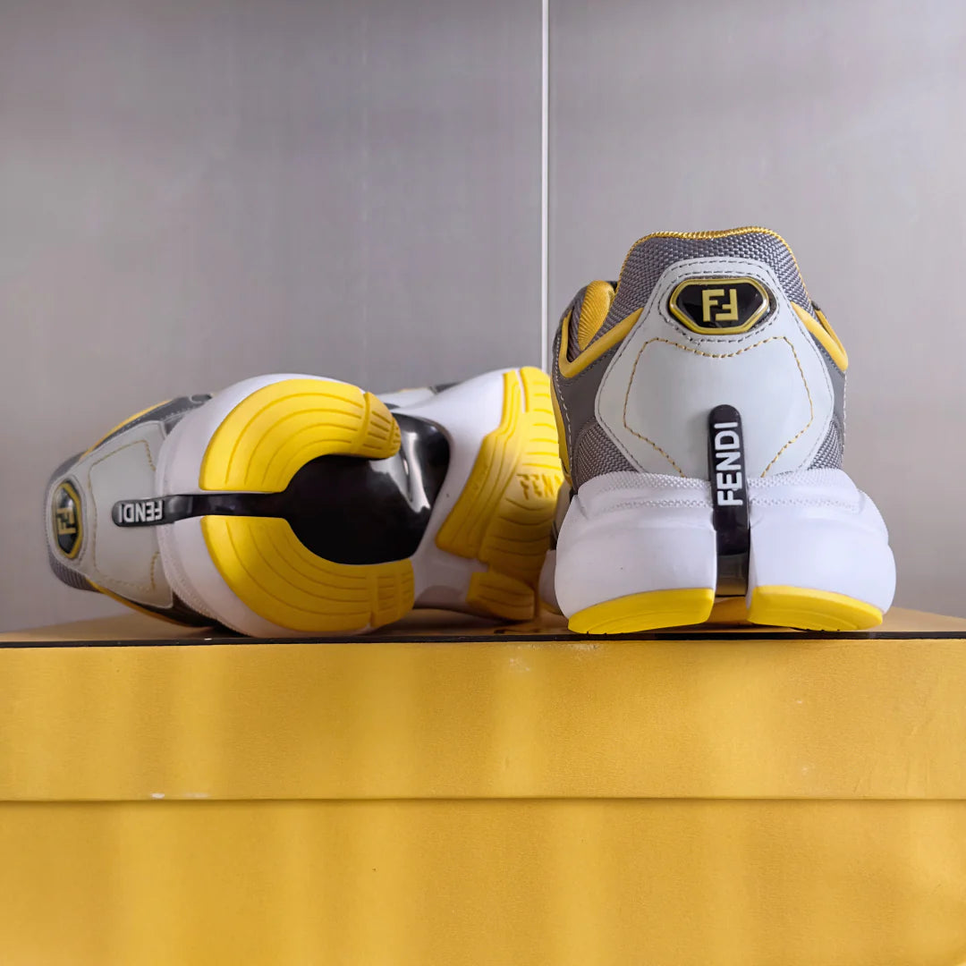 250501 New high-end simple casual sports shoes