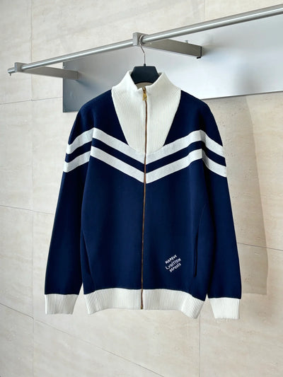 250902 A new high-quality college-style knitted coat with embroidered lines