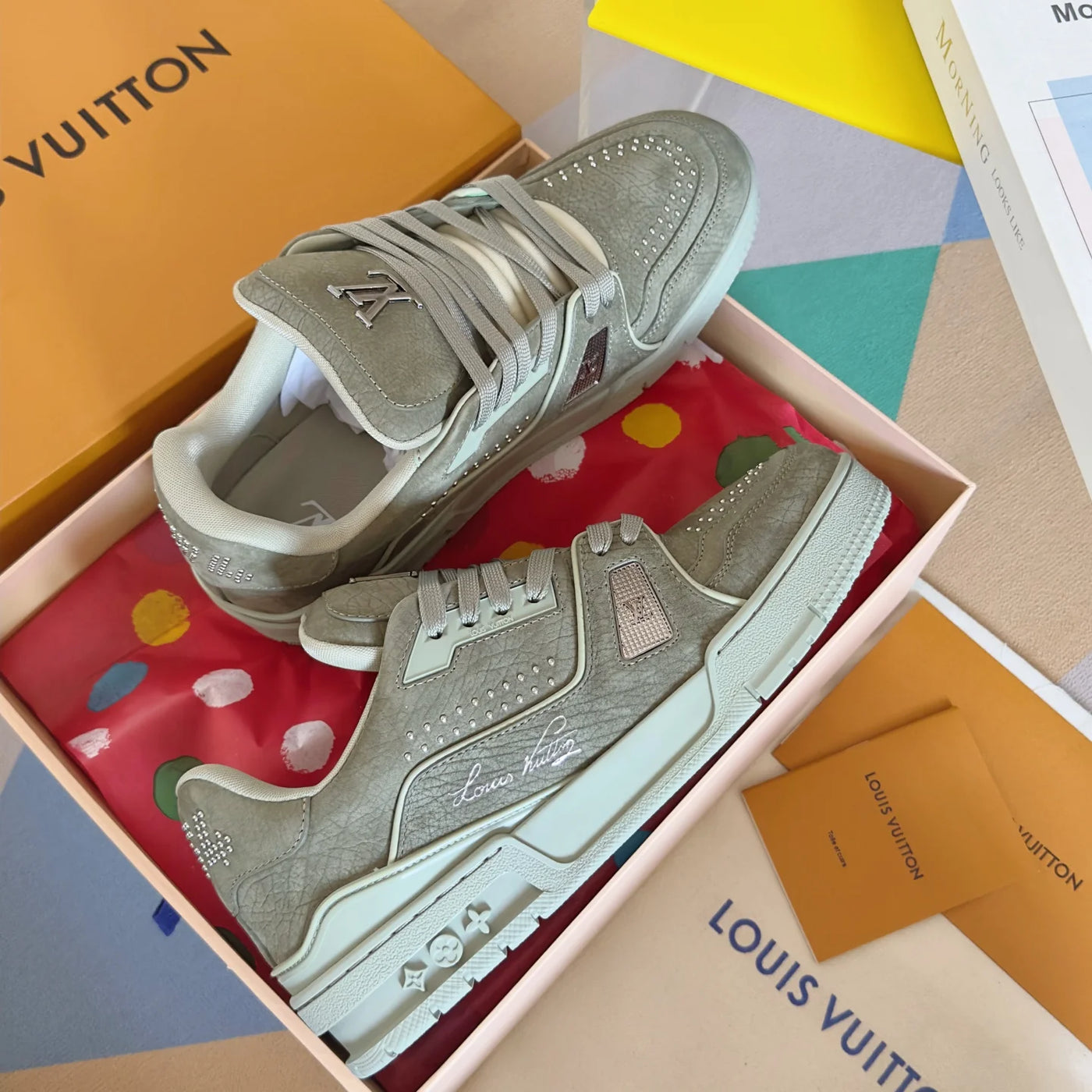 250318 New high quality new color board shoes