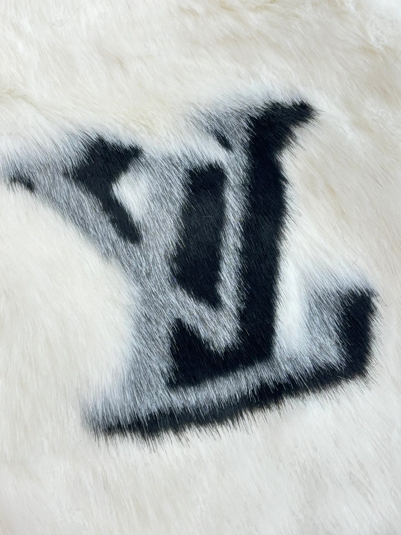 250902 A new high-quality and eco-friendly mink fur jacket