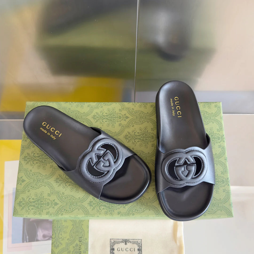250513 New high-quality thick-soled classic signature slippers