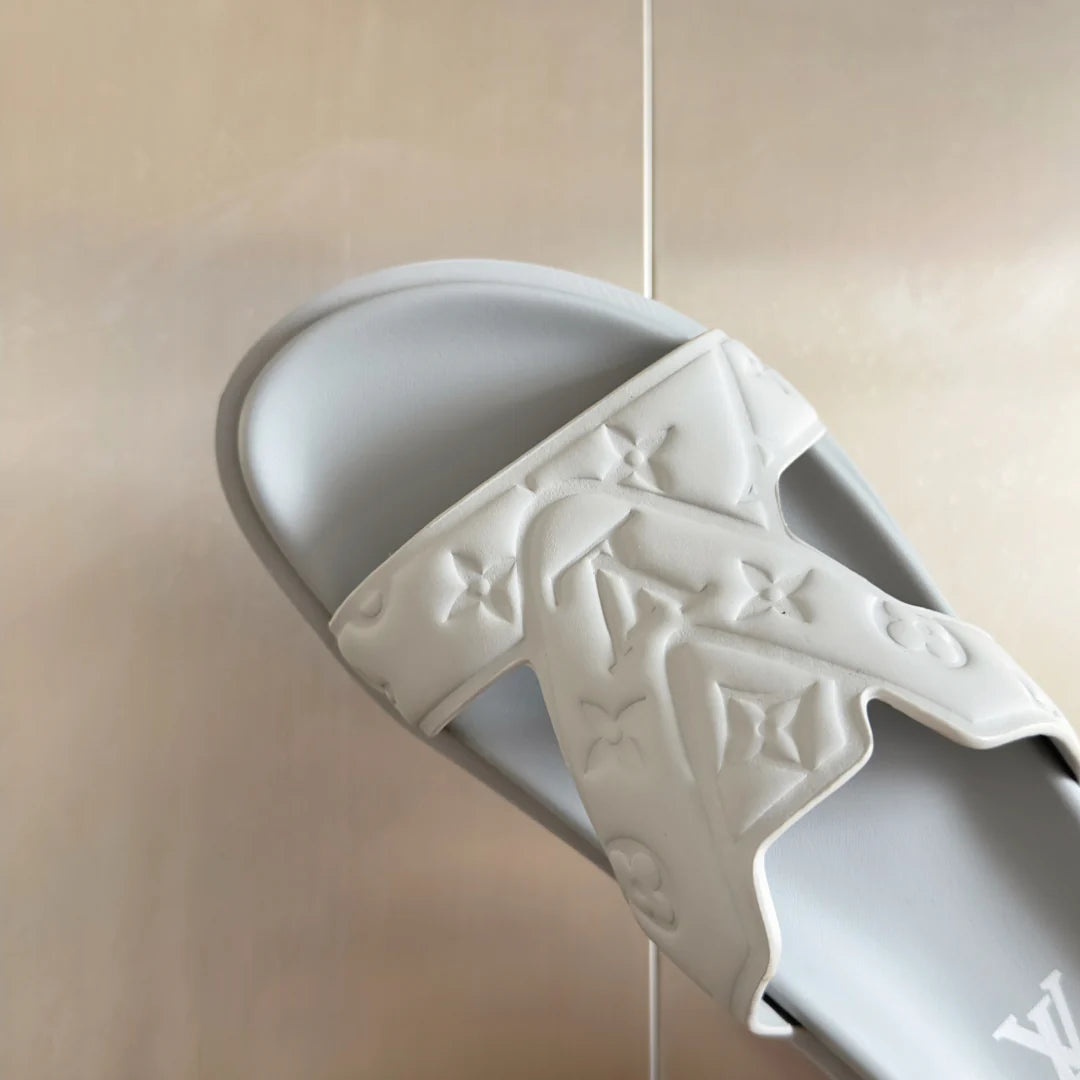 250501 New top-quality, simple and fashionable slippers