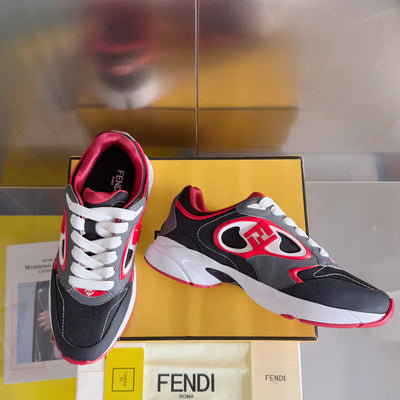 250501 New high-end simple casual sports shoes